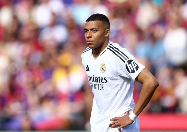 MBAPPE: Các quy tắc bóng ném rất phức tạp và chúng tôi bối rối, nhưng vì tôi đã đưa ra một hình phạt, tôi sẽ nhận được hình phạt.