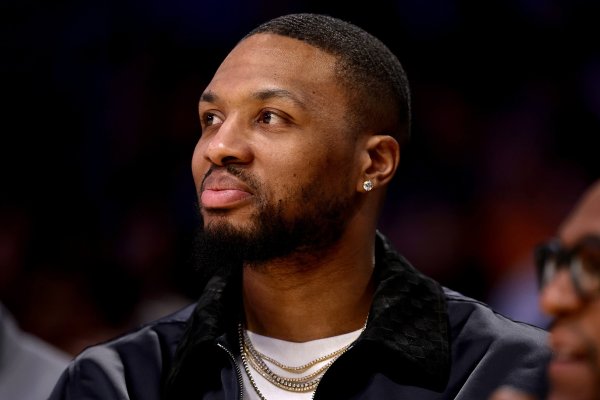 Lillard: Khi tôi đến nhà Blazers với tư cách là một người chơi đến thăm, tôi không thể tìm thấy phòng thay đồ của đội khách