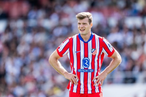 Đến Frankfurt! Marca: Sollot đã bỏ lỡ khóa đào tạo chung của Atletico Madrid, nhưng dự kiến sẽ được chọn trong danh sách