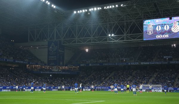 Đội trưởng Espanyol: Đứng im 10 giây khi trận đấu bắt đầu là phản đối việc La Liga đá nước ngoài và yêu cầu sự tôn trọng, minh bạch