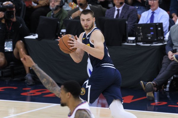 Rất nhiều nỗ lực! Braun ghi được 8 điểm, 1 rebound và 3 kiến ​​​​tạo khi thực hiện 4/7 cú sút trong hiệp đấu.