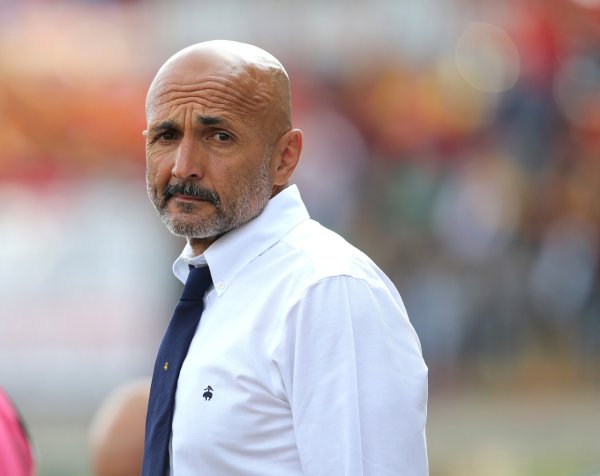 Có một hình xăm Neapolitan! Fan Juventus kêu gọi Spalletti xăm chữ J đại diện cho Juventus