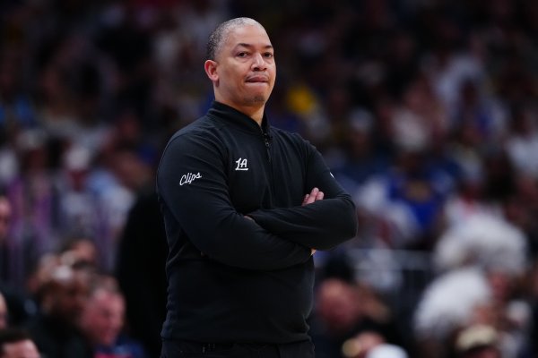 Nhu cầu cao! Tyronn Lue nói về chiến thắng: Chỉ một số sai lầm ở khâu phòng ngự