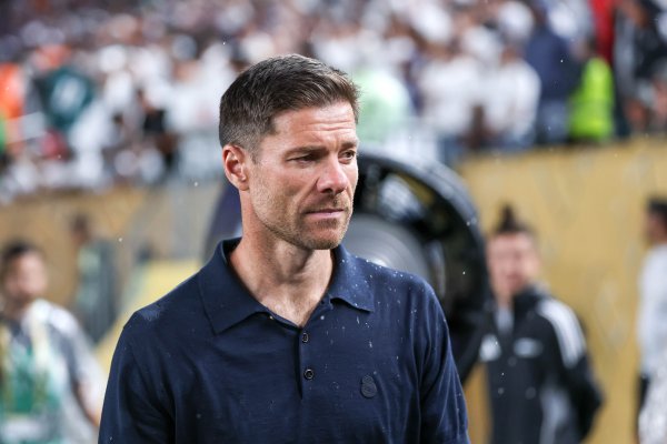 TA: Alonso nhất quyết thực hiện triết lý của riêng mình và một số cầu thủ Real Madrid không thoải mái với triết lý của anh ấy