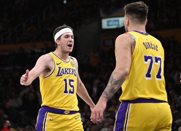 Chiến thắng được đảm bảo! Khi cả Doncic và Reeves thi đấu mùa này, Lakers có được 5 trận thắng và 1 trận thua!