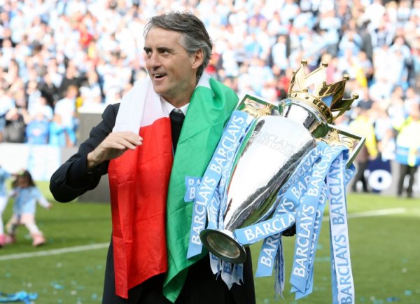 Dima: Cesar Rodriguez và Maccarone tham gia ban huấn luyện Sade để hỗ trợ Mancini