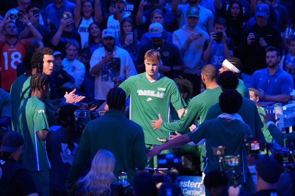 Beverley: Bây giờ Klay là một người đóng vai trò quan trọng, tôi không thích Flagg chơi vị trí bảo vệ điểm