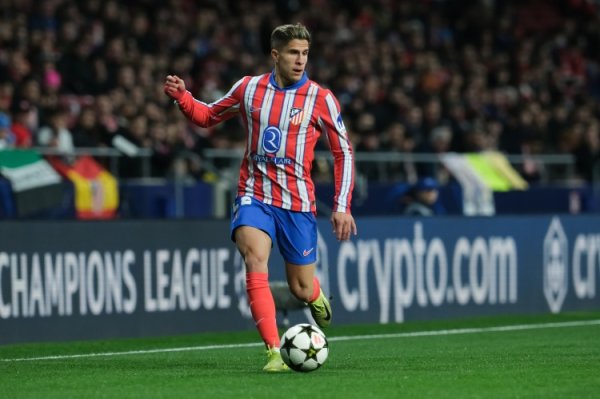 Simeone Jr.: Tôi muốn cải thiện khả năng sút và dứt điểm của mình. Tôi lớn lên theo dõi các trận đấu giữa Grid và Cork.