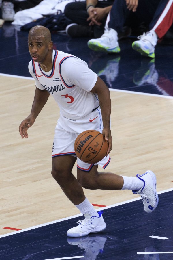 Bình luận: Ở tuổi 40, Paul đã phải cúi đầu trước năm tháng, 