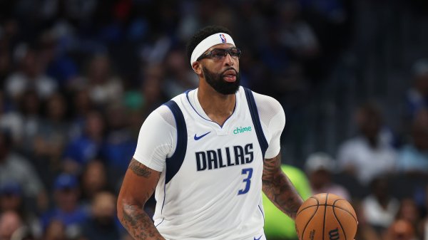 Kidd nói về lông mày dày: Tình hình đang tiếp tục được cải thiện và chúng tôi mong đợi anh ấy sẽ tham gia huấn luyện đội trong tuần này